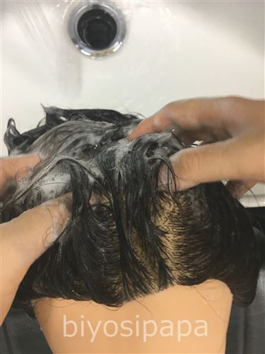 くせ毛ペタンコ　ハリ・コシ確認用haruスカルププロ白髪シャンプー